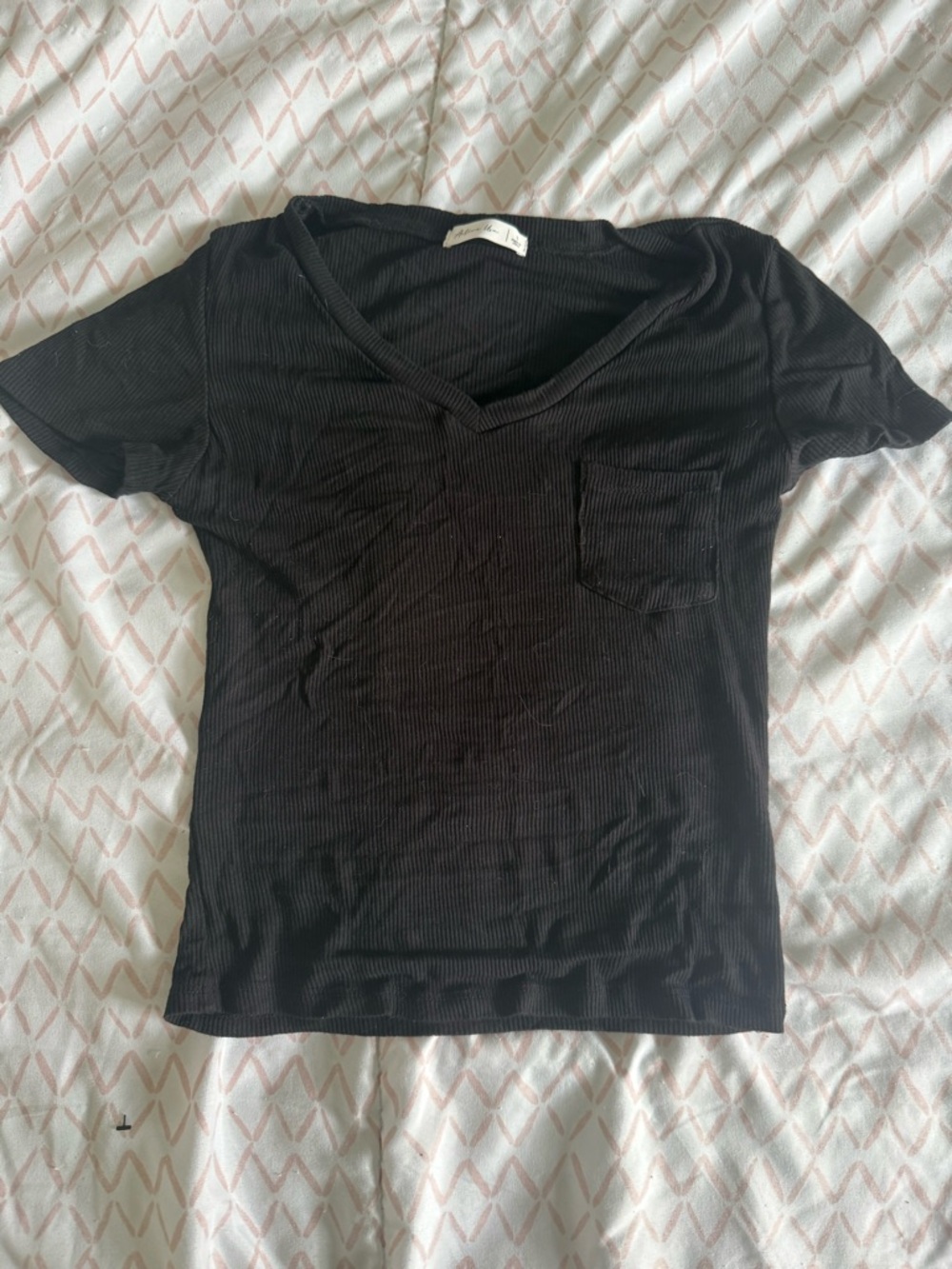 Active USA Black Ribbed V-Neck Pocket Tee